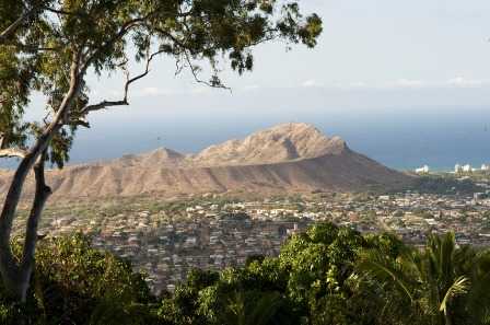 Land for Sale in Honolulu, Hawaii — 11,000.00       SF — $1,100,000.00