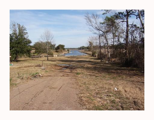 Land for Sale in Ocean Springs, Mississippi — $299,900.00