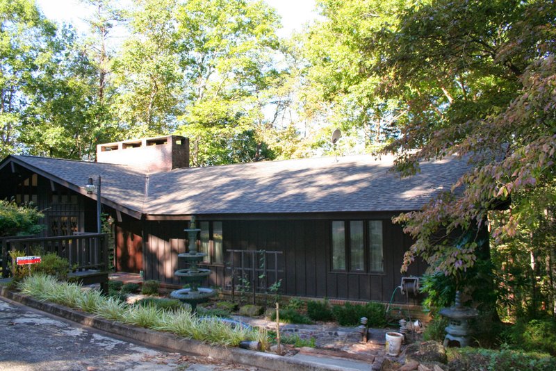 Single Family Home for Sale in Marietta, South Carolina — 106.00          AC — $789,900.00