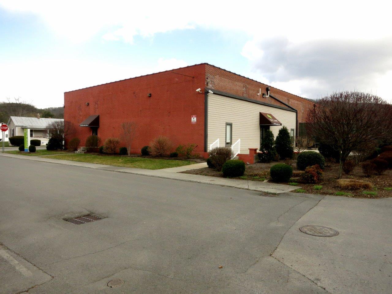 Commercial Building for Sale in White Sulfer Springs, West Virginia — 3.30            AC — $1,500,000.00