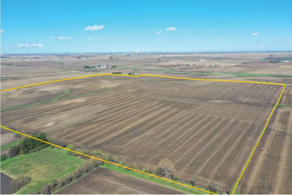 Land for Sale in Manchester, Iowa — 160.16          AC — $2,714,712.00