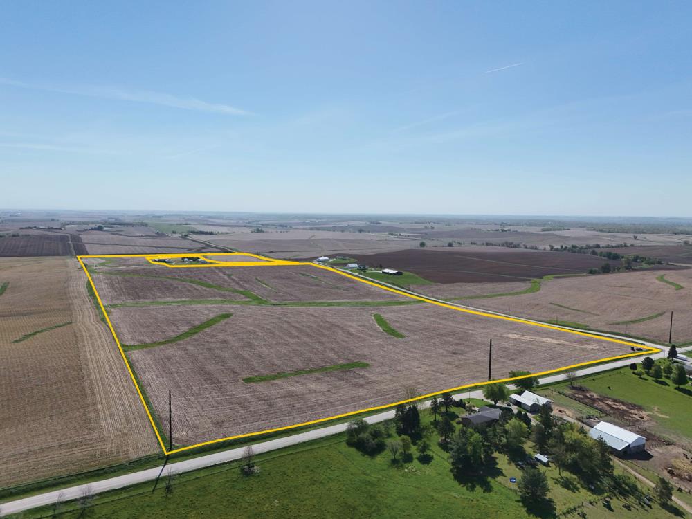 Land for Sale in Marengo, Iowa — 112.00          AC — $1,338,400.00