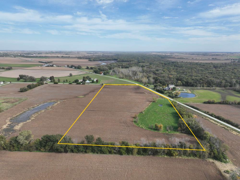 Land for Sale in Kalona, Iowa — 16.00           AC — $230,000.00
