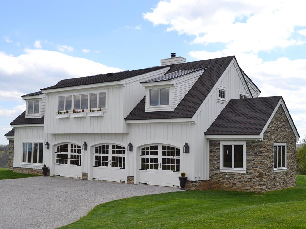 Single Family Home in Copper Hill