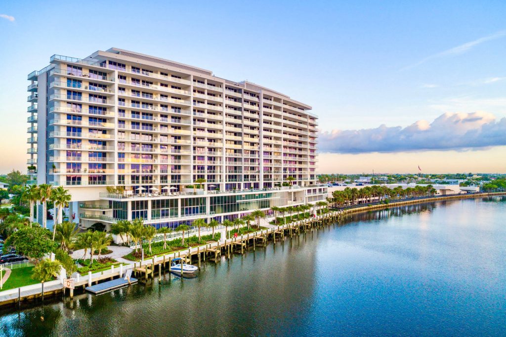 Condo in FORT LAUDERDALE