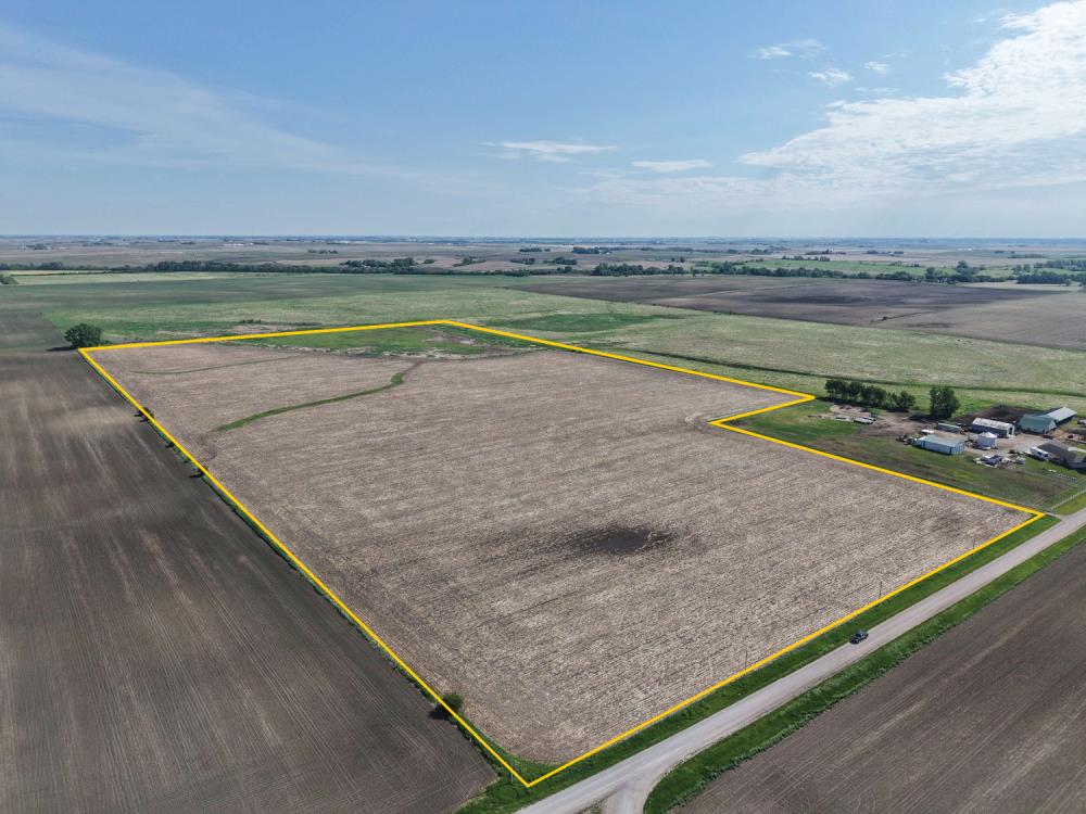 Land in Zearing